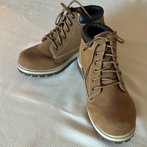 Skechers Other - Skechers  Men's Chukka style boots- NEW - Size 12